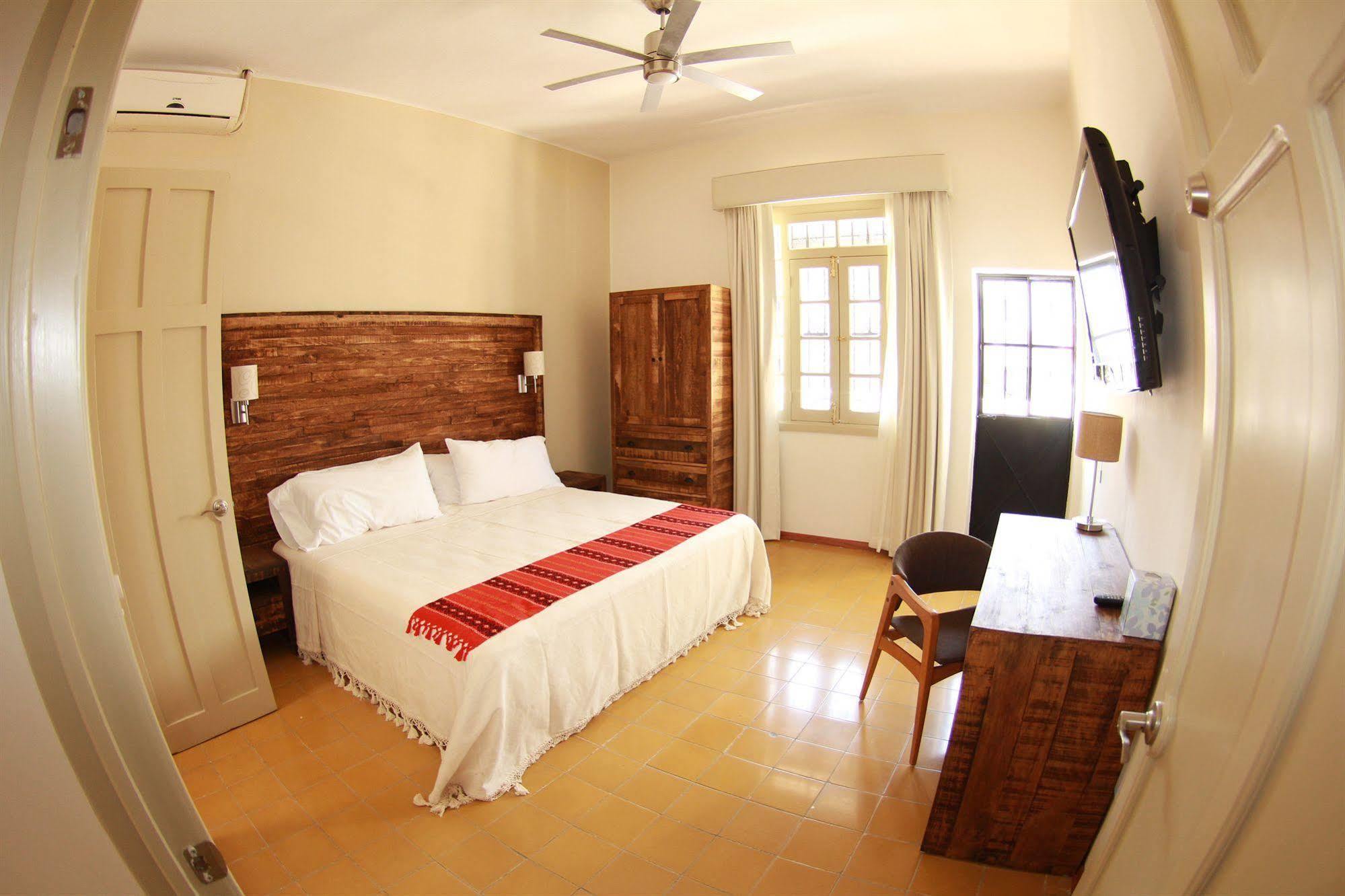 غوادالاجارا La Fe Hotel And Arts المظهر الخارجي الصورة