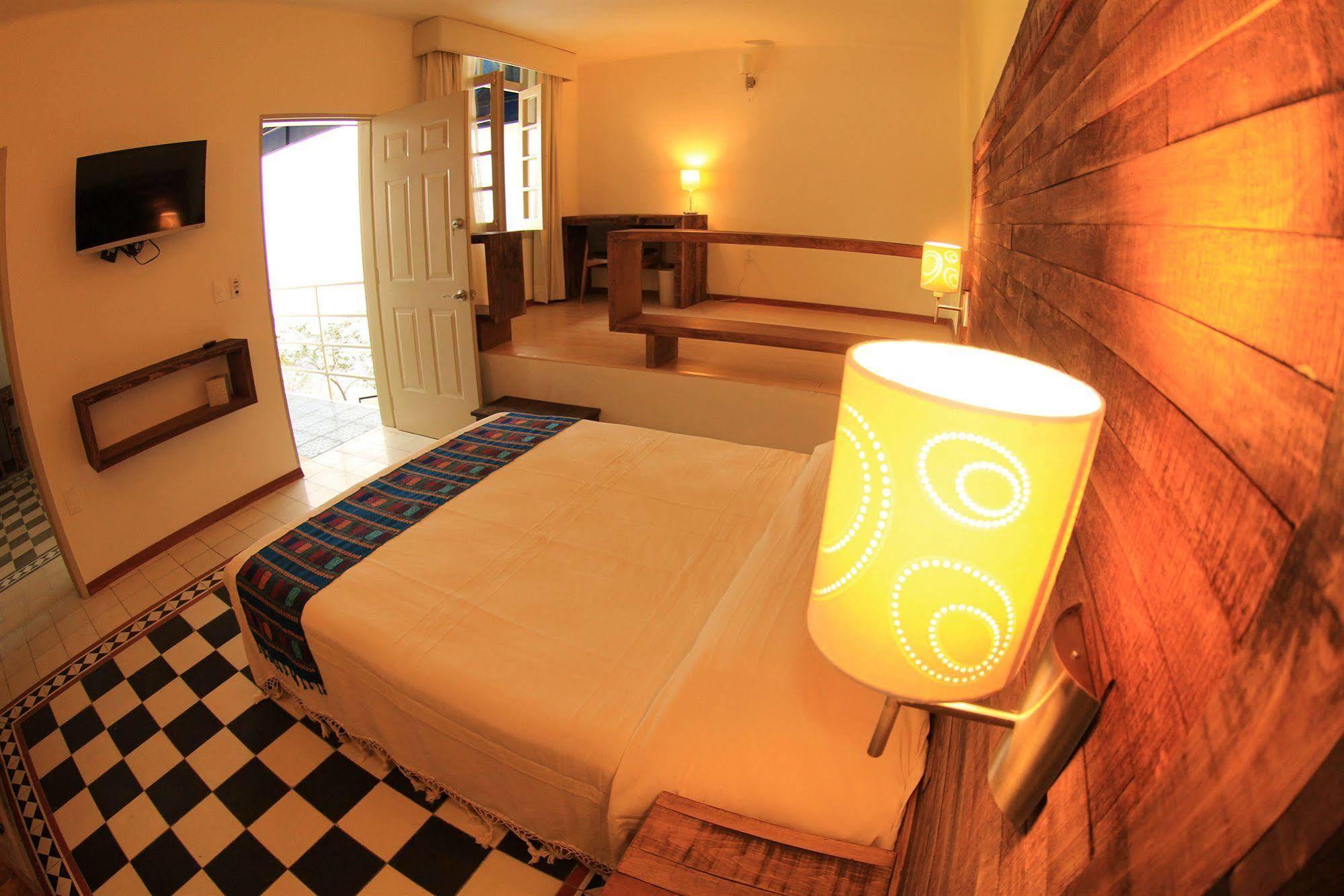 غوادالاجارا La Fe Hotel And Arts المظهر الخارجي الصورة